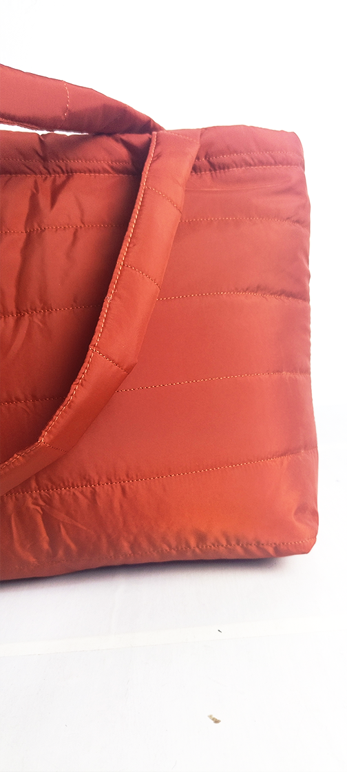 tote bag acolchado - Imagen 15