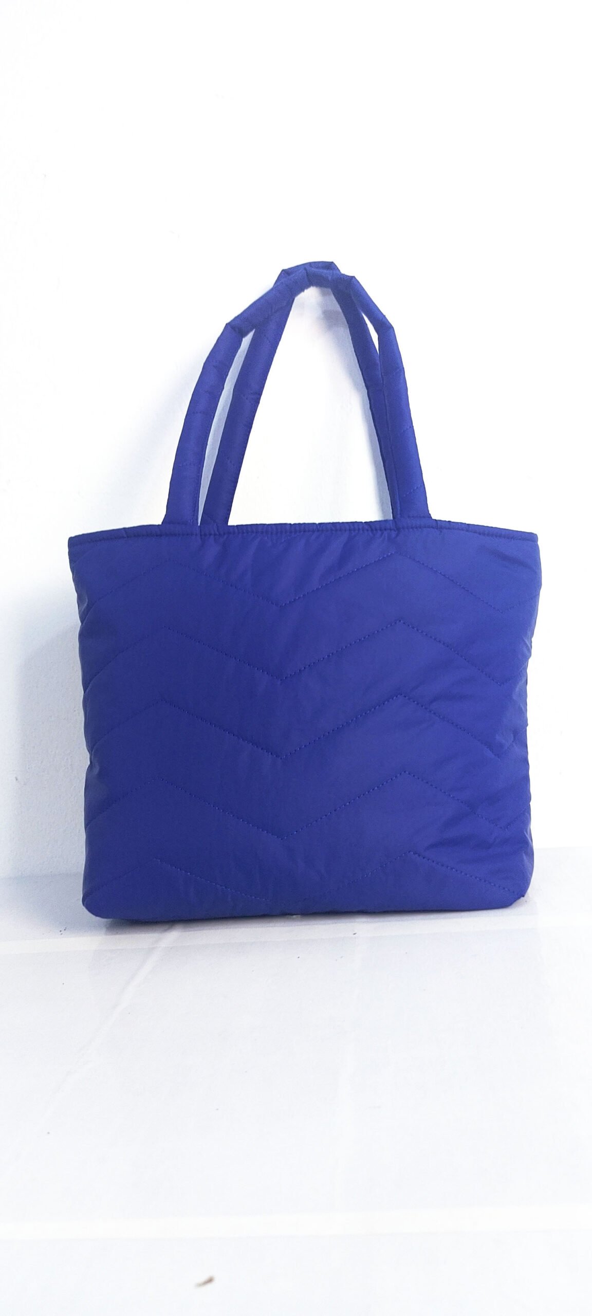 tote bag acolchado - Imagen 9
